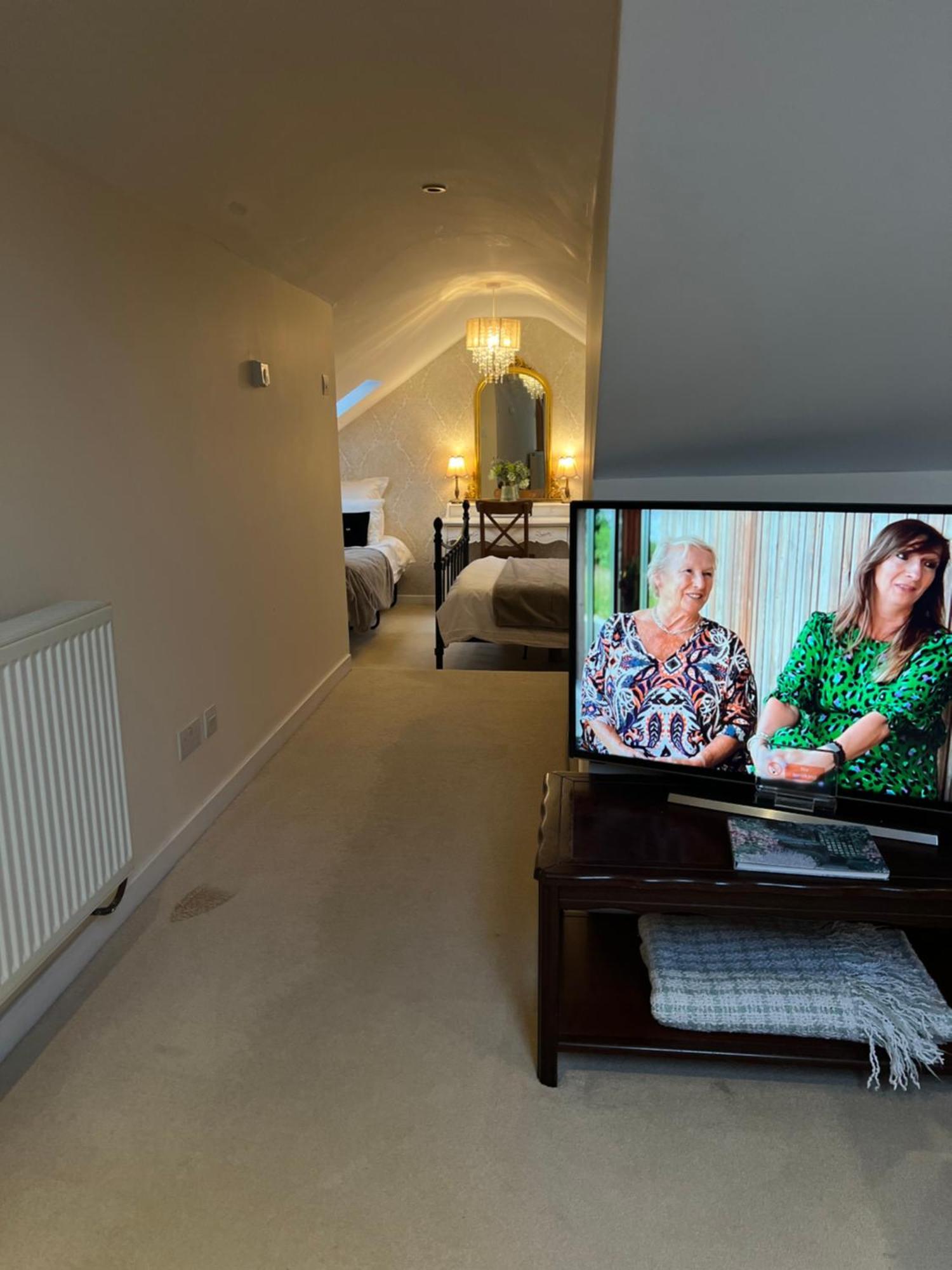Highcroft House Villa Corsham Buitenkant foto